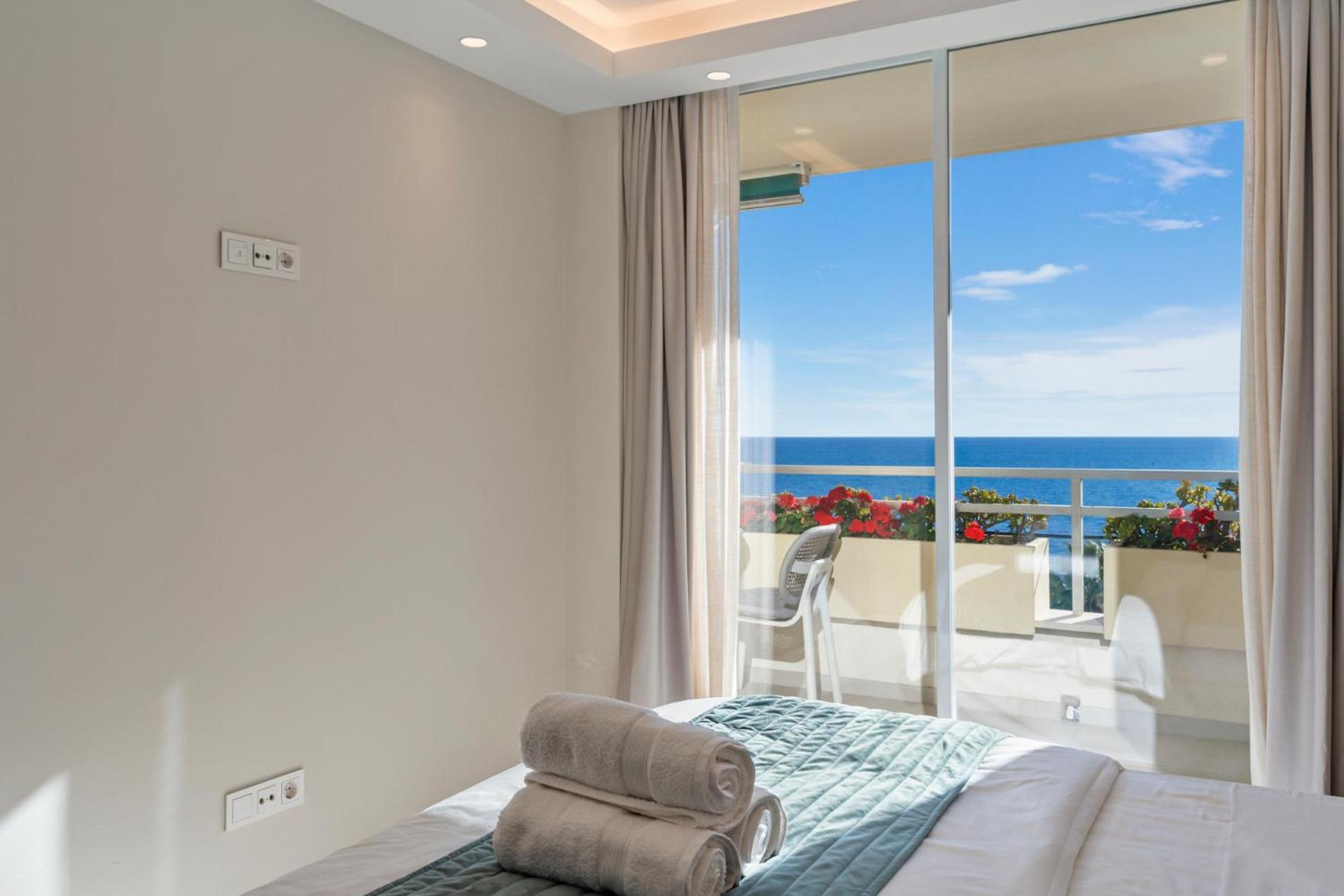 Beach Front Apartment With Pool Marbella Exterior foto